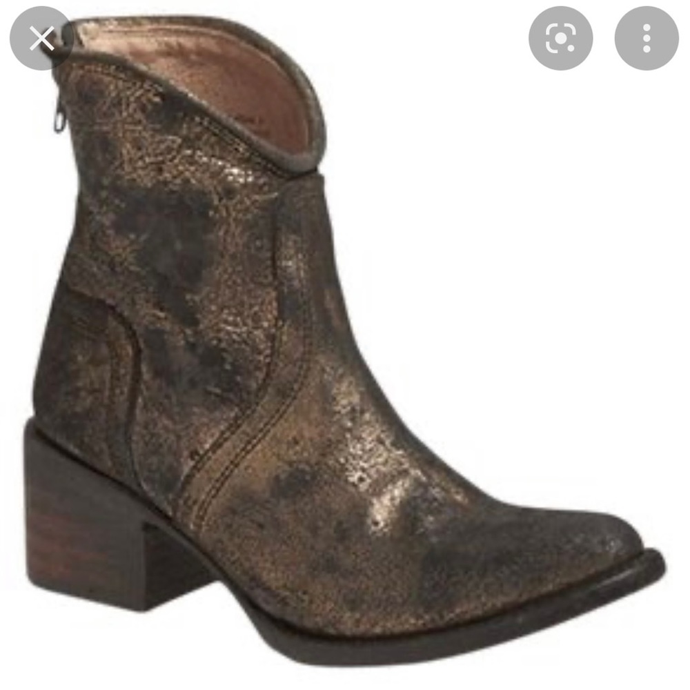 Freebird Peak Leather Boots size 8. Excellent condition!